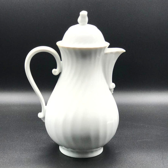 Vintage AK Kaiser Scalloped Teapot Set Egg Cups White Porcelain W Germany - Picture 3 of 16